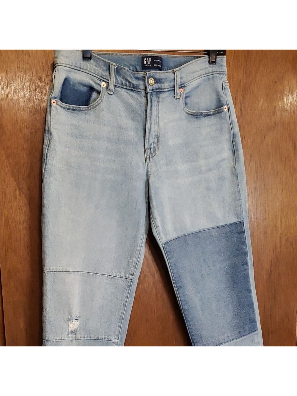 GAP Women's Light Blue Patch Ankle Jeans